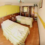 Canberra 호텔 2*